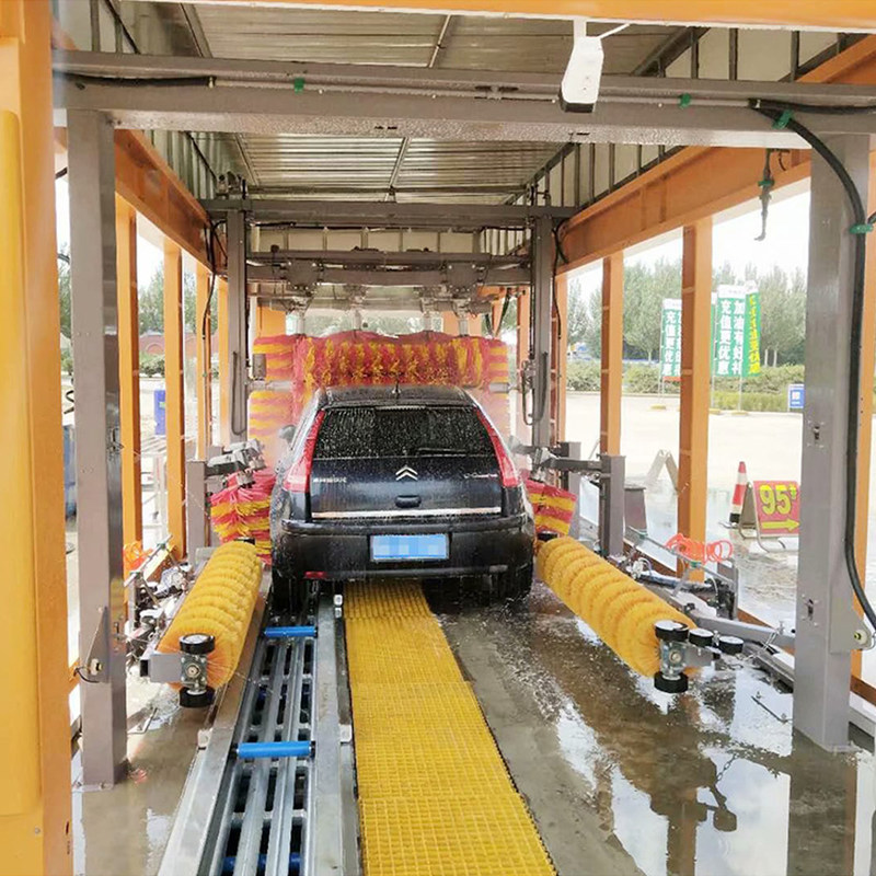 スロベニアの自動エクスプレストンネルガソリンスタンド用洗車機 カスタマイズされたロゴ