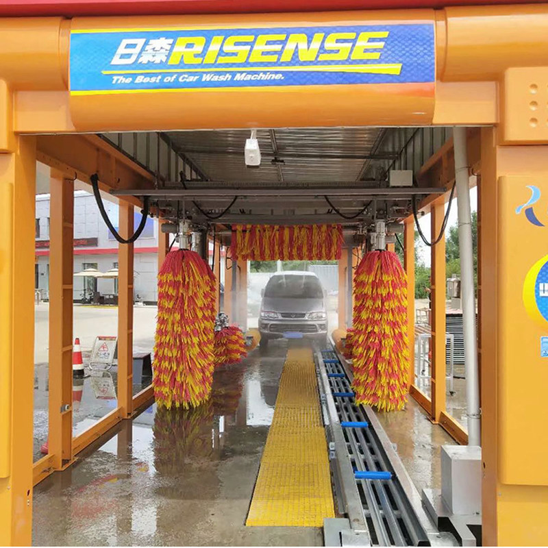 スロベニアの自動エクスプレストンネルガソリンスタンド用洗車機 カスタマイズされたロゴ